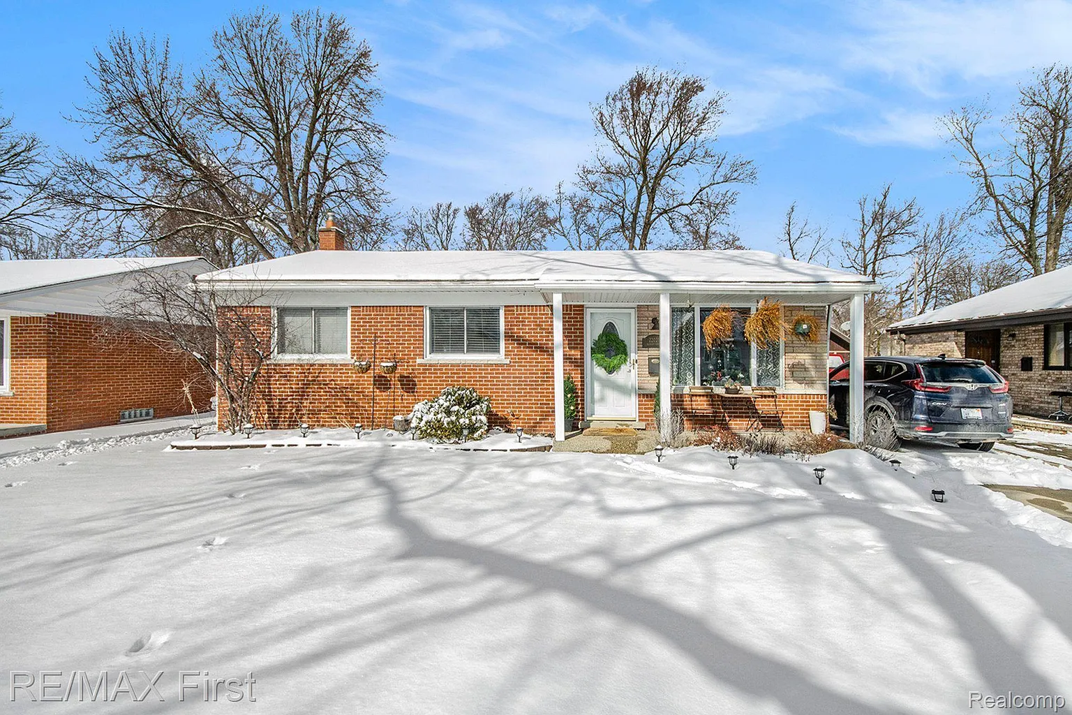 22021 Raymond St photo 1