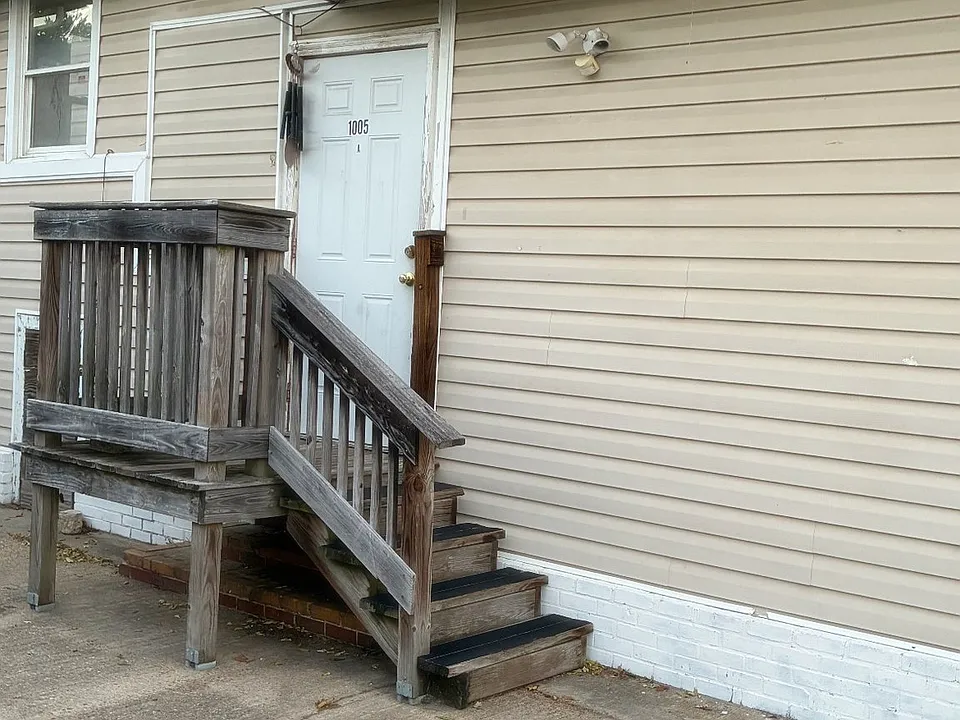 1005 Chesapeake Ave #110