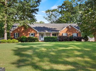 154 Robbens Dr, McDonough, GA 30252