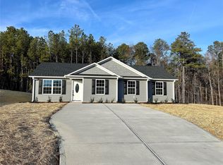 1494 Foxbrook Cir, Lancaster, SC 29720
