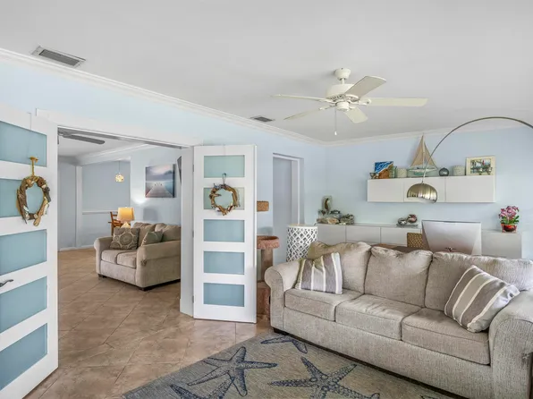 3280 Churchill Drive, Boynton Beach, FL 33435