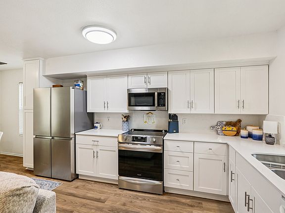 5th image of 191 Black Forest Dr