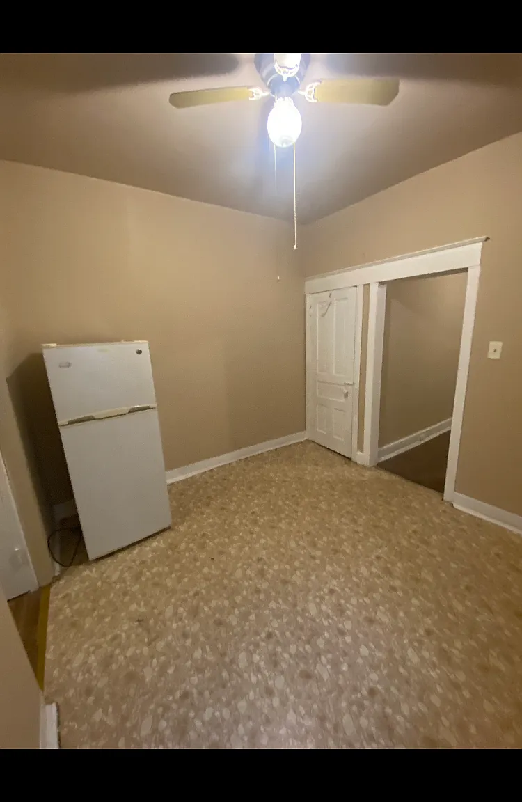 5630 Pemberton Street - 1st Floor — Photo 3