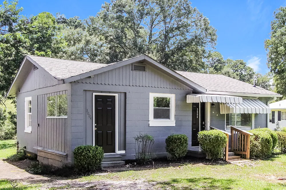 2 bed, 1.0 bath, 776 sqft, $940 — Photo 3