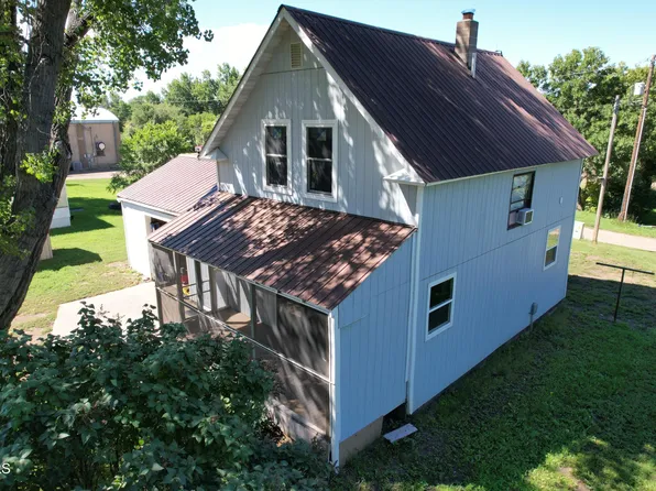 112 Main St N, Zap, ND 58580