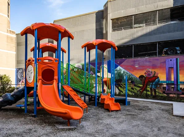 1966 1st Avenue image 17 of 28