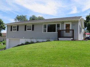 203 Linden St, Lancaster, WI 53813