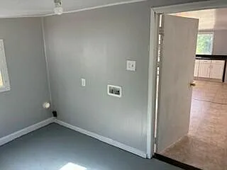 703 E Walker St — Photo 15
