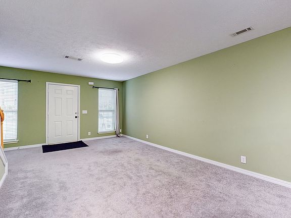 3rd image of 202 Stewarts Landing Cir