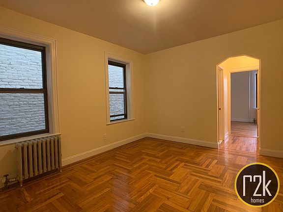 2nd image of 2558 35th St APT C3