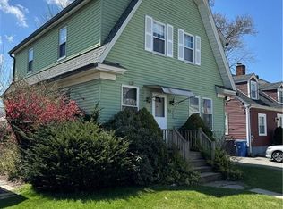 12 Taft St, Cranston, RI 02905