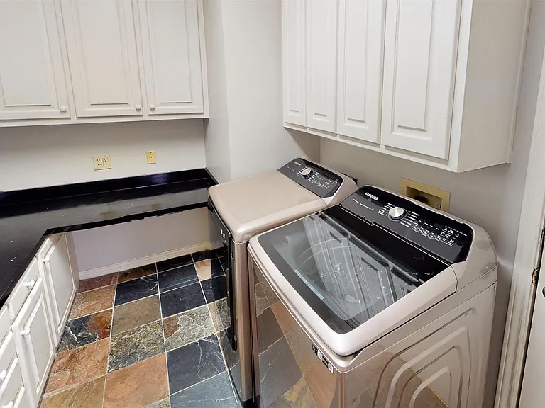 12119 Larchgate Dr — Photo 22