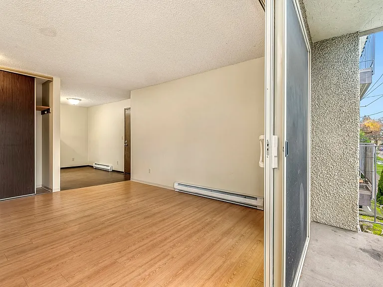 Stonebridge Apartments — Photo 78