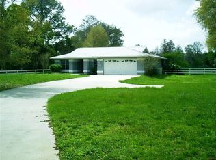 8658 Williams Rd, Seffner, FL 33584