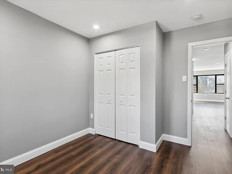 296 Greenough St #2 — Photo 12