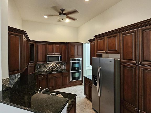 4th image of 121 Palmfield Way