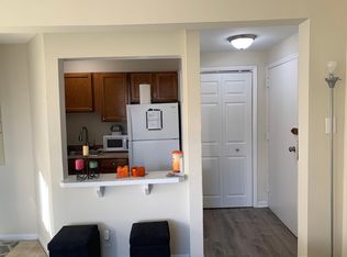 1701 S Edgewood St APT 3, Arlington, VA 22204