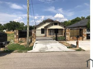 8233 Fountain St, Houston, TX 77051
