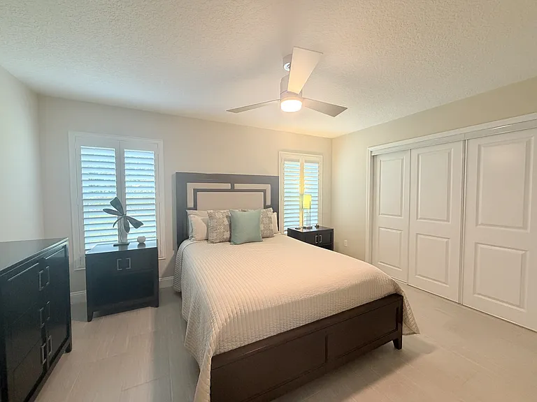 4822 Gamling Ln — Photo 11