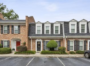 2 Scotland Pl NW, Atlanta, GA 30318