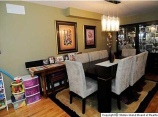 70 Raritan Ave, Staten Island, NY 10304