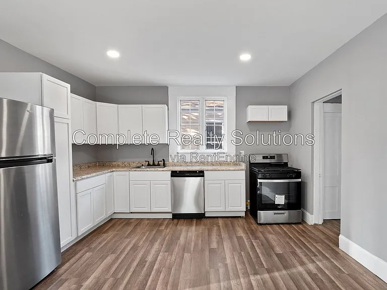 6254 Goener Ave — Photo 9
