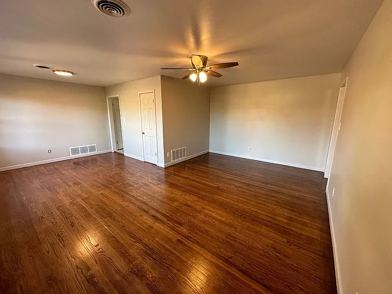 3609 S Lamar St — Photo 4