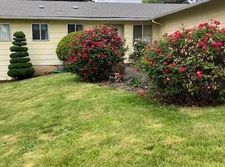 22153 SE Sharon Dr, Damascus, OR 97089