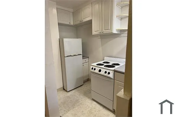 Building Photo - 1701 Broadway #8