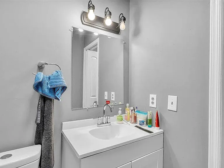 92 Ginger Dr — Photo 9