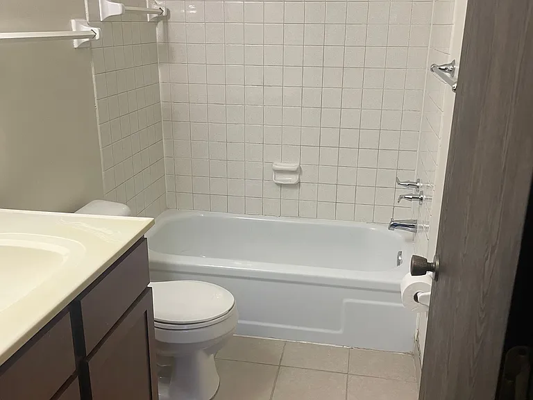 Pinecrest Apartments — Photo 26