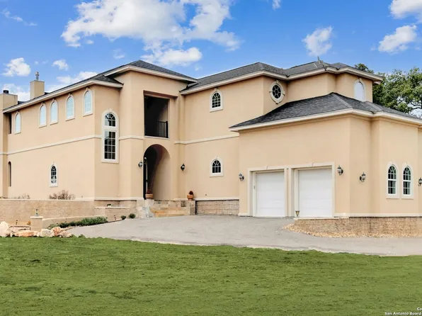 105 N Micah Andrews, Blanco, TX 78606