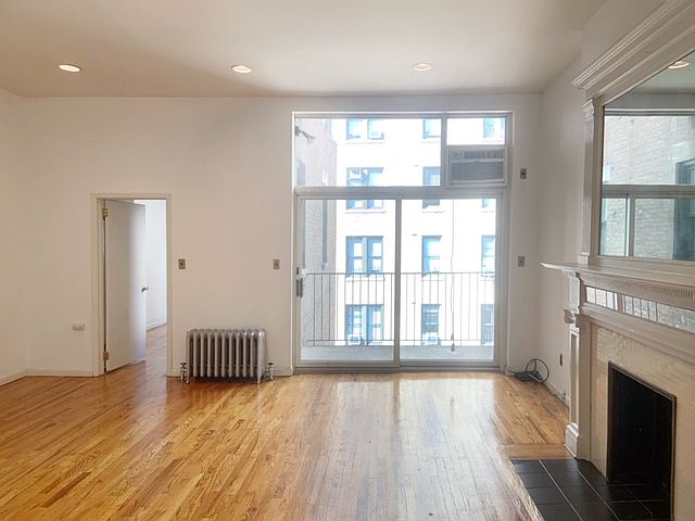 1st image of 41 W 85th St #B3