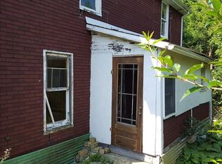 2 Willow, East Bethlehem, PA 15333