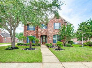 2202 Verona Dr, Pearland, TX 77581