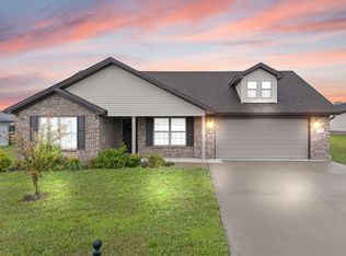 229 Page Dr, Richmond, KY 40475