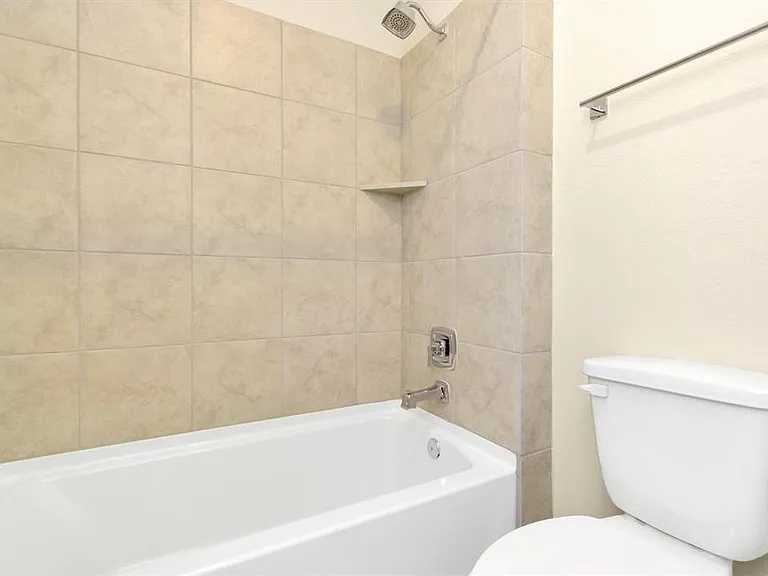 3420 Avondale View Dr — Photo 27