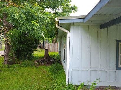 2nd image of 13449 Walker St