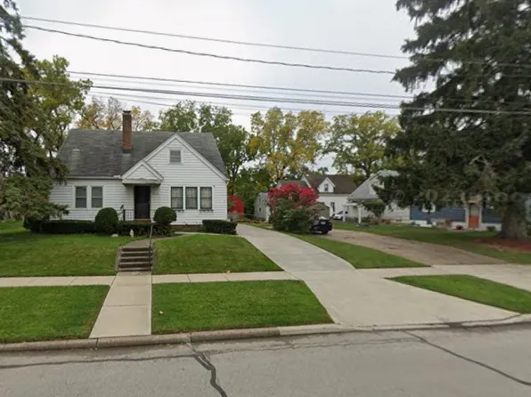 2916 20th Ave, Rock Island, IL 61201