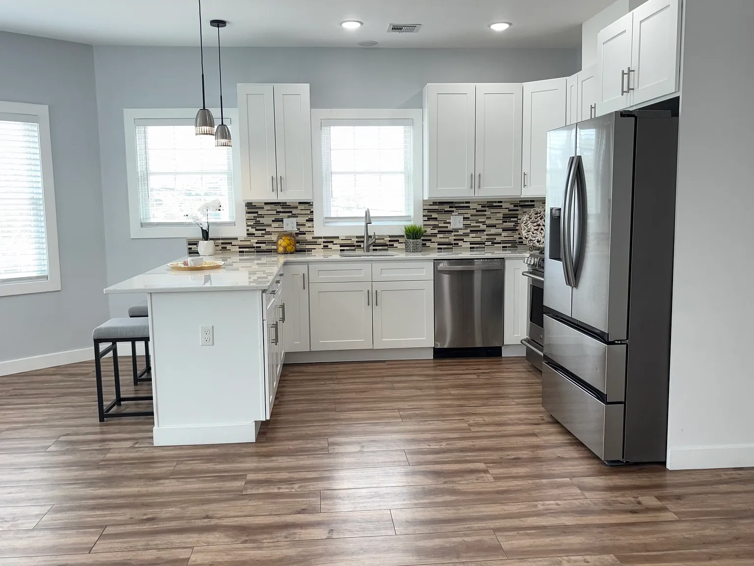 2 bed, 1500 sqft, $3,700 — Photo 3