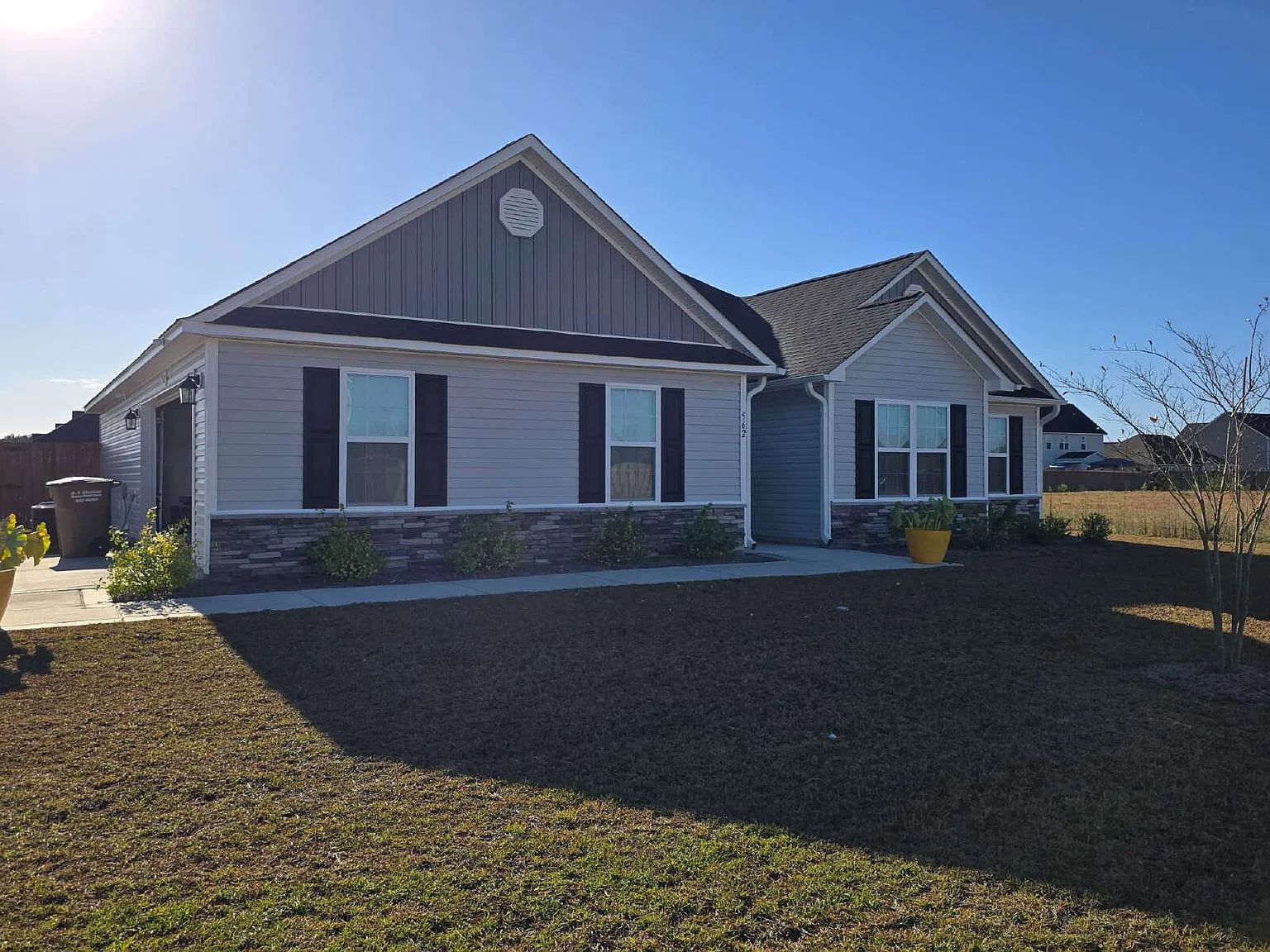 3 bed, 2.0 bath, $2,000 — Photo 2