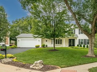 14780 Timberbluff Dr, Chesterfield, MO 63017