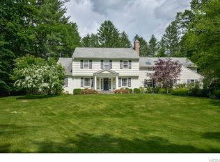 6 Valley Ln, Armonk, NY 10504
