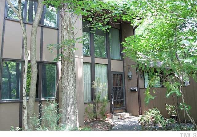 1st image of 24 Stoneridge Cir