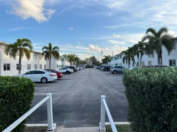 1821 NE 62nd St APT 428, Fort Lauderdale, FL 33308