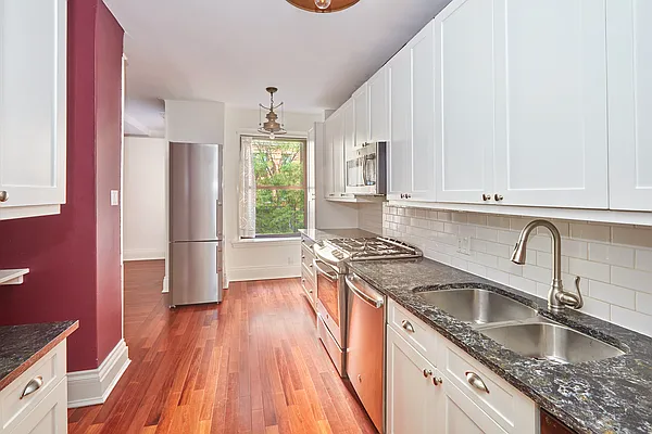 Sold by Brown Harris Stevens | media 9