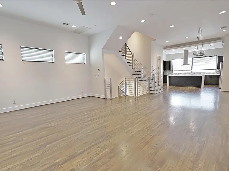 2505 Richton St — Photo 9