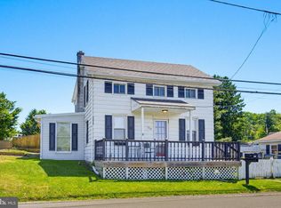 713 Kinderhook Rd, Columbia, PA 17512