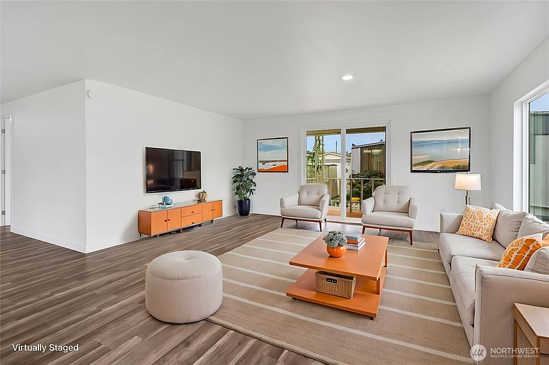 4th image of 10521 60TH Street Ct E #163