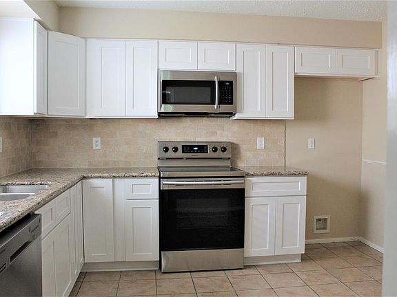 4th image of 14238 Bateau Dr